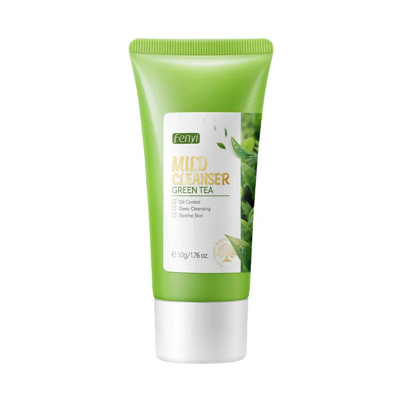 Vitamin C Facial Cleanser – Deep Cleansing & Blackhead Removal